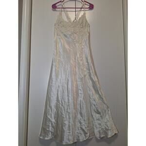 Flora Satin Gown Floral Embroidery Size M Dress Nightgown